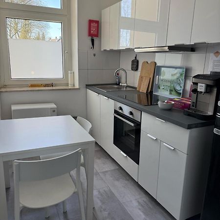 Freshly Renovated City Apartments Essen Kitchen Wifi Near Duesseldorf Airport Eksteriør bilde