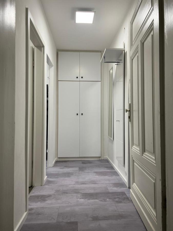Freshly Renovated City Apartments Essen Kitchen Wifi Near Duesseldorf Airport Eksteriør bilde